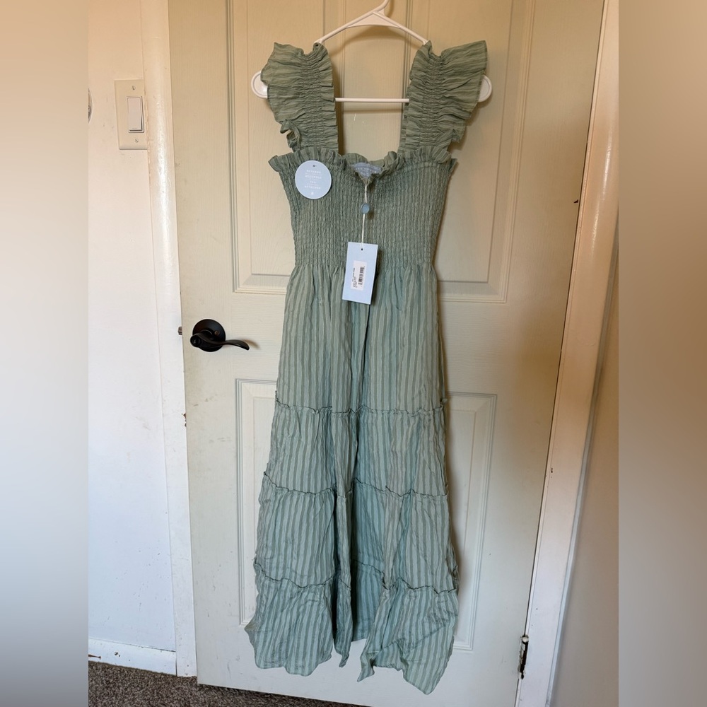 Hill House The Nap Dress in Sage